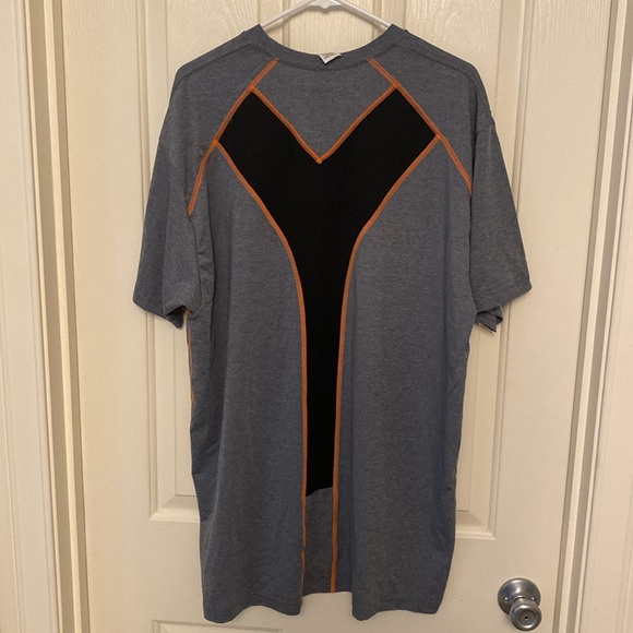 Affliction hydro core tshirt. 3XL fits more like a 2XL - Picture 3 of 3